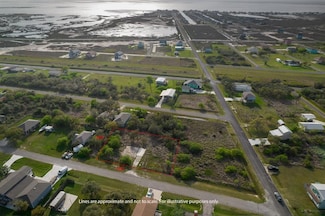 123 Pompano Dr, Rockport, TX 78382