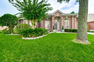6810 High Knoll Dr, Sugar Land, TX 77479