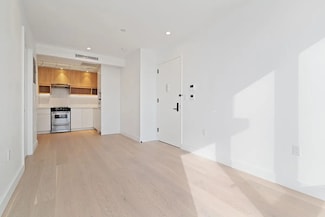 2-22 51st Ave Unit 4C, Long Island City, NY 11101