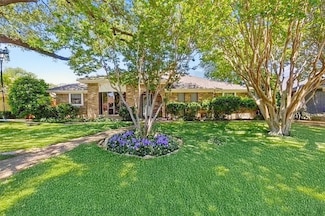 12521 Wharton Dr, Dallas, TX 75243