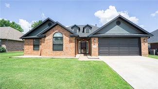 404 NE Whitney St, Bentonville, AR 72712