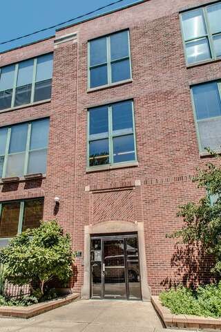 2650 W Belden Ave Unit 100, Chicago, IL 60647