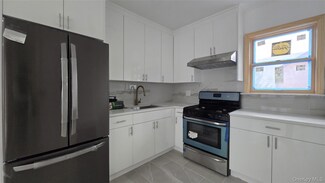 63-87 Fitchett St Unit 2FL, Flushing, NY 11374