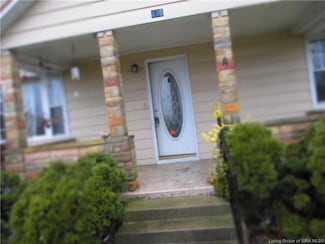 135 S Maple St, Marengo, IN 47140