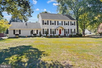 2 Chambers Ct, Trenton, NJ 08691