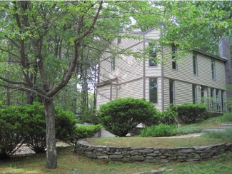 9 Garrison Ln, Madbury, NH 03823