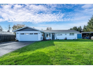 4009 Filbert St, Tillamook, OR 97141