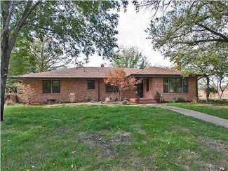 245 Courtleigh St, Wichita, KS 67218