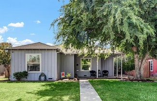 1212 N Conyer St, Visalia, CA 93291