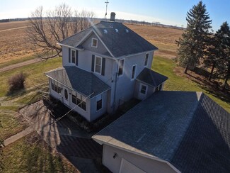 6853 Mound View Rd, Platteville, WI 53818