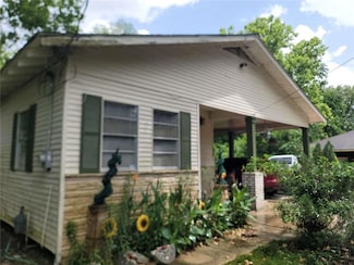 1136 Sunshine Dr, Baker, LA 70714