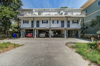 108 W Cooper Ave, Folly Beach, SC 29439
