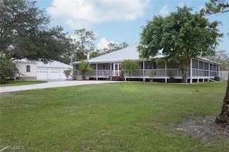 850 12th Ave NW, Naples, FL 34120