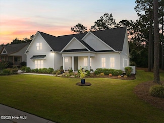 749 Breezewood Dr SE, Bolivia, NC 28422
