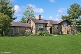 7040 Parke St, Hobart, IN 46342