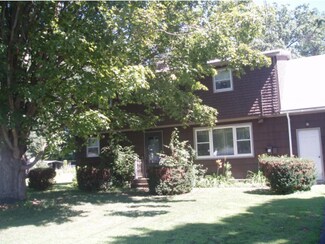 24 Snumshire Ln, Charlestown, NH 03603