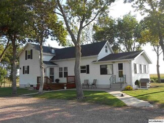 22544 170th St, Lamberton, MN 56152