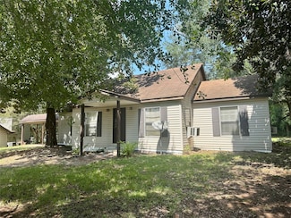 1505 S Houston Ave, Livingston, TX 77351