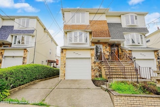 127 Keating Place, Staten Island, NY 10314