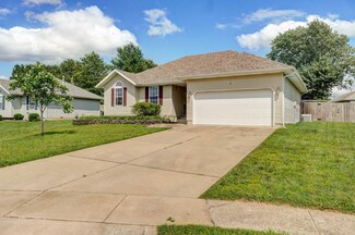608 S Ashwood Ct, Nixa, MO 65714