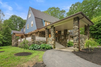 14 Percy Rd, Lexington, MA 02421
