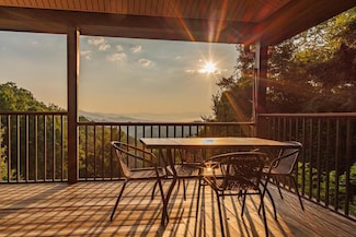 860 Butternut Ridge, Bryson City, NC 28713