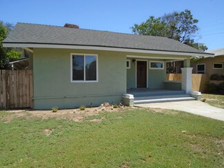 1240 Collins Ave, Fresno, CA 93706