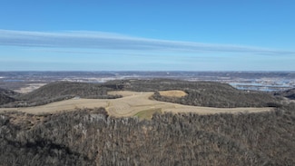 2619 Petersen Dr, Hokah Township, MN 55941