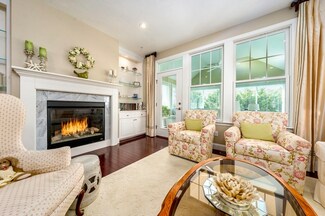 16 Twin Oaks Dr Unit 732, Mashpee, MA 2649