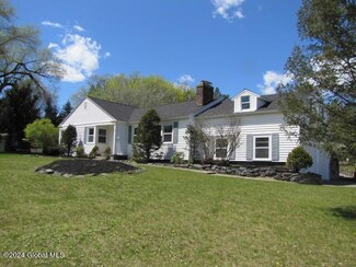 6 Westmore Ave, Queensbury, NY 12804