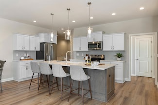 847 N Verona Cir Unit 6, Grafton, WI 53024