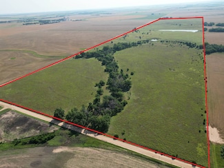 000 NE 40th St, Penalosa, KS 67035