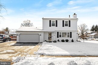 15 Lilac Dr, Ewing, NJ 08638