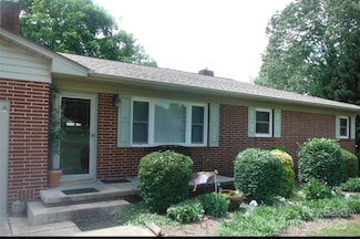 3820 Laurelwood Rd, Morganton, NC 28655