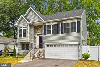 1220 Hawthorne St, Shady Side, MD 20764