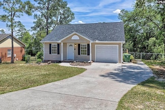 211 Cherrywood Dr, Elgin, SC 29045