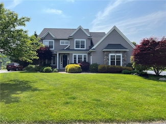29 Copper Beech Run, Fairport, NY 14450