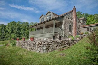 136 Hosking Ln, Accord, NY 12404