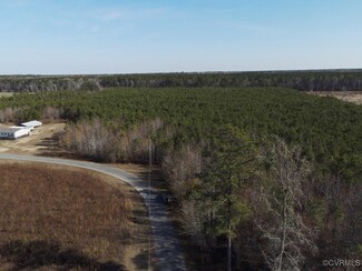 3 Murrell Ln, Stony Creek, VA 23882