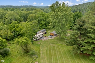 90 Elkinsville Rd, Nashville, IN 47448