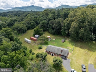 6883 S East Side Hwy, Elkton, VA 22827