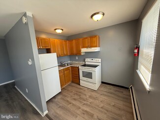 711 Ashland Ave Unit 20, Secane, PA 19018