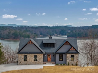 464 Lake Crest Dr, Nebo, NC 28761