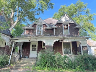 213 N Broad St, Mooreland, IN 47360