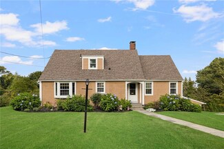 73 Dexterdale Dr, Warwick, RI 02886