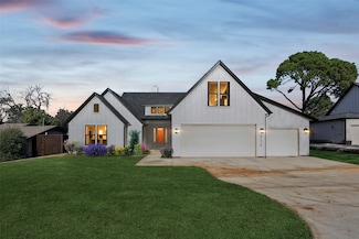 2638 Evinrude Dr, Grapevine, TX 76051