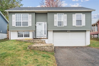 6215 Underwood Ave SW, Cedar Rapids, IA 52404