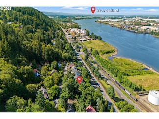 9950 NW Hoge Ave, Portland, OR 97231