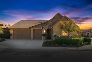 3938 Mecca Ave, Clovis, CA 93619