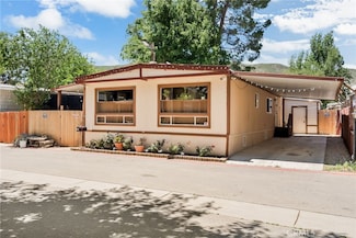 36200 Paradise Ranch Rd Unit 44, Castaic, CA 91384